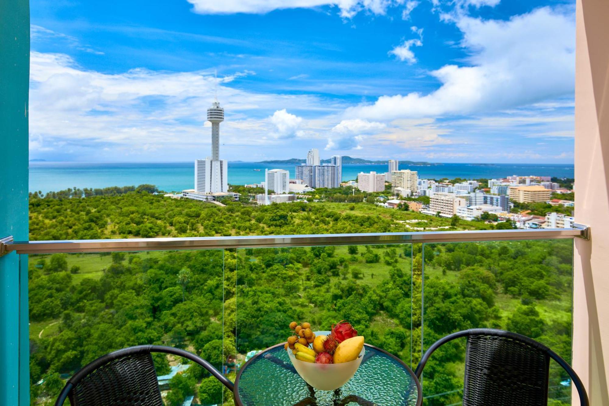 Grande Carribean L Family Stay L Pattaya L Luxury Views & Comfort Экстерьер фото